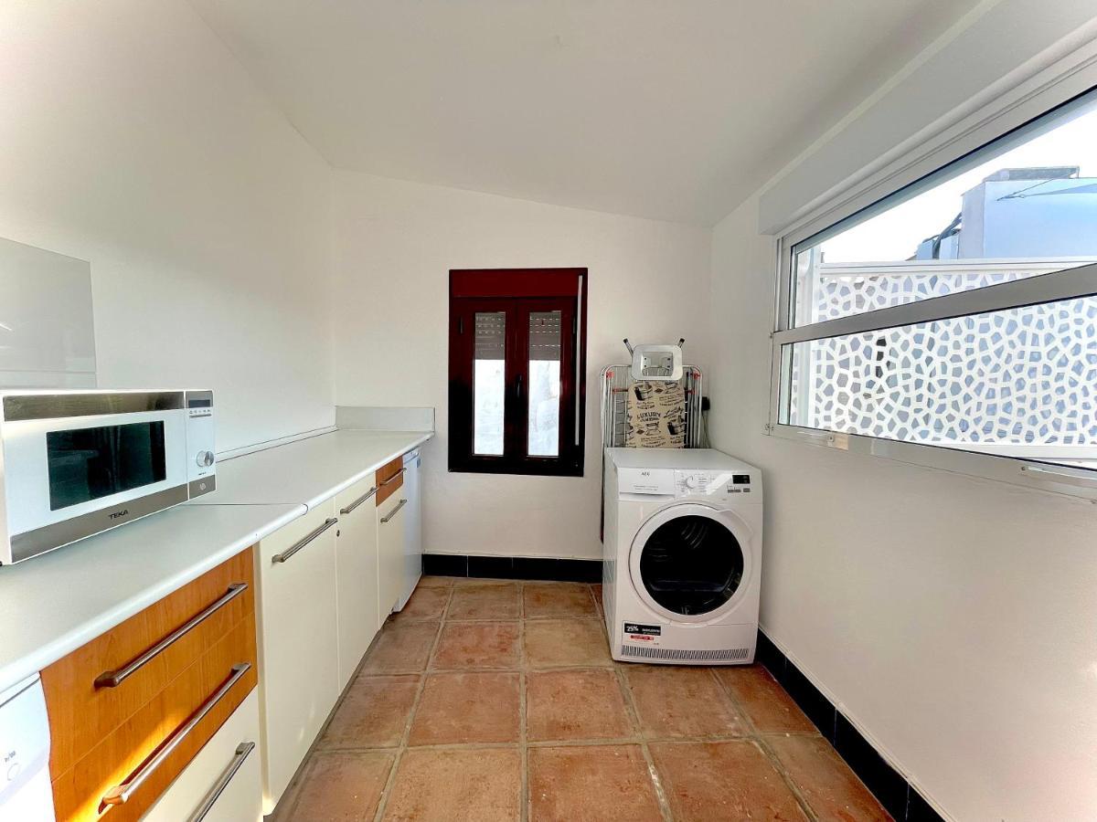 Appartement Neuf Avec Rooftop 45 M2 เซบีญา ภายนอก รูปภาพ